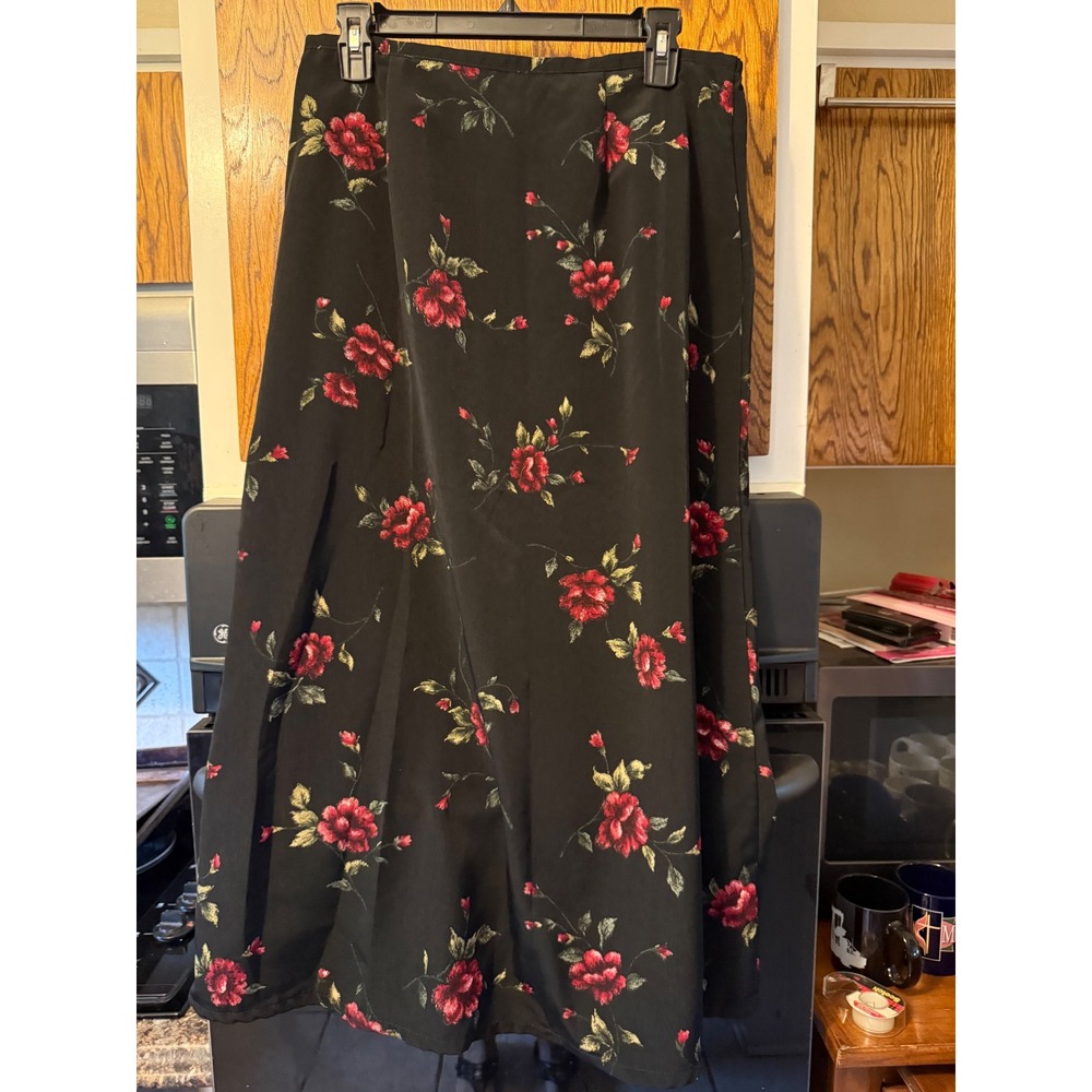 Jaclyn Smith Womens Black Red Rose‎ Floral Maxi Skirt Elastic Waist Size Large